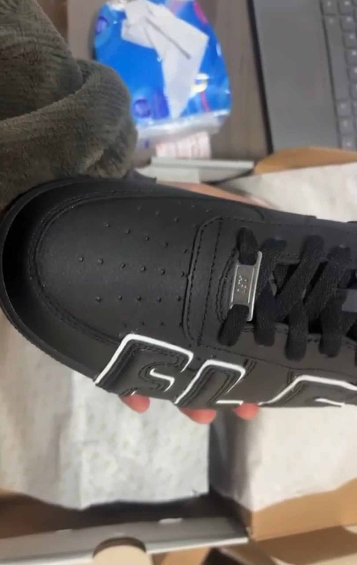 Air Force 1 Cactus Plant Flea